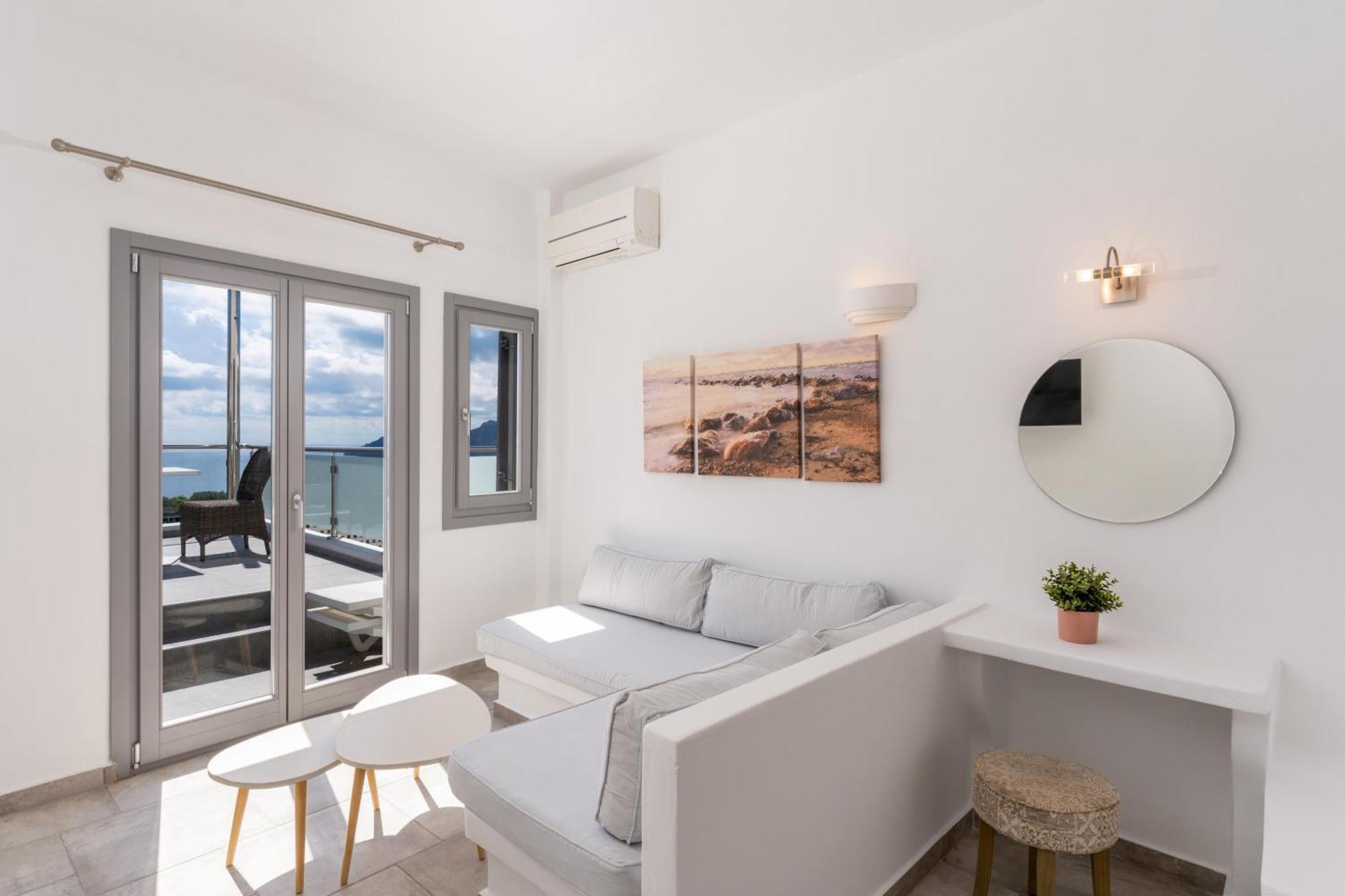 Enalion White * Oia